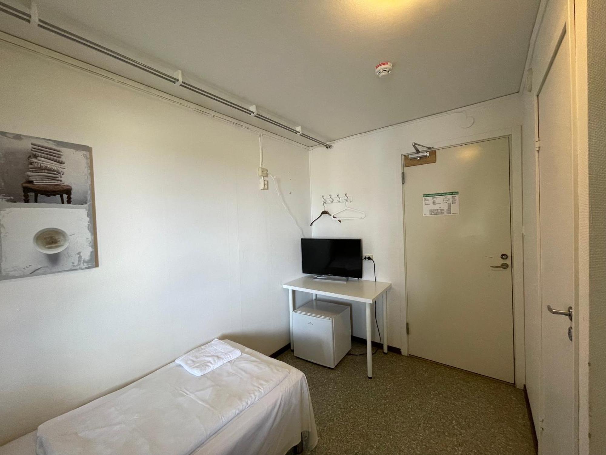 Turistgarden Norrkoeping Hostel Bagian luar foto