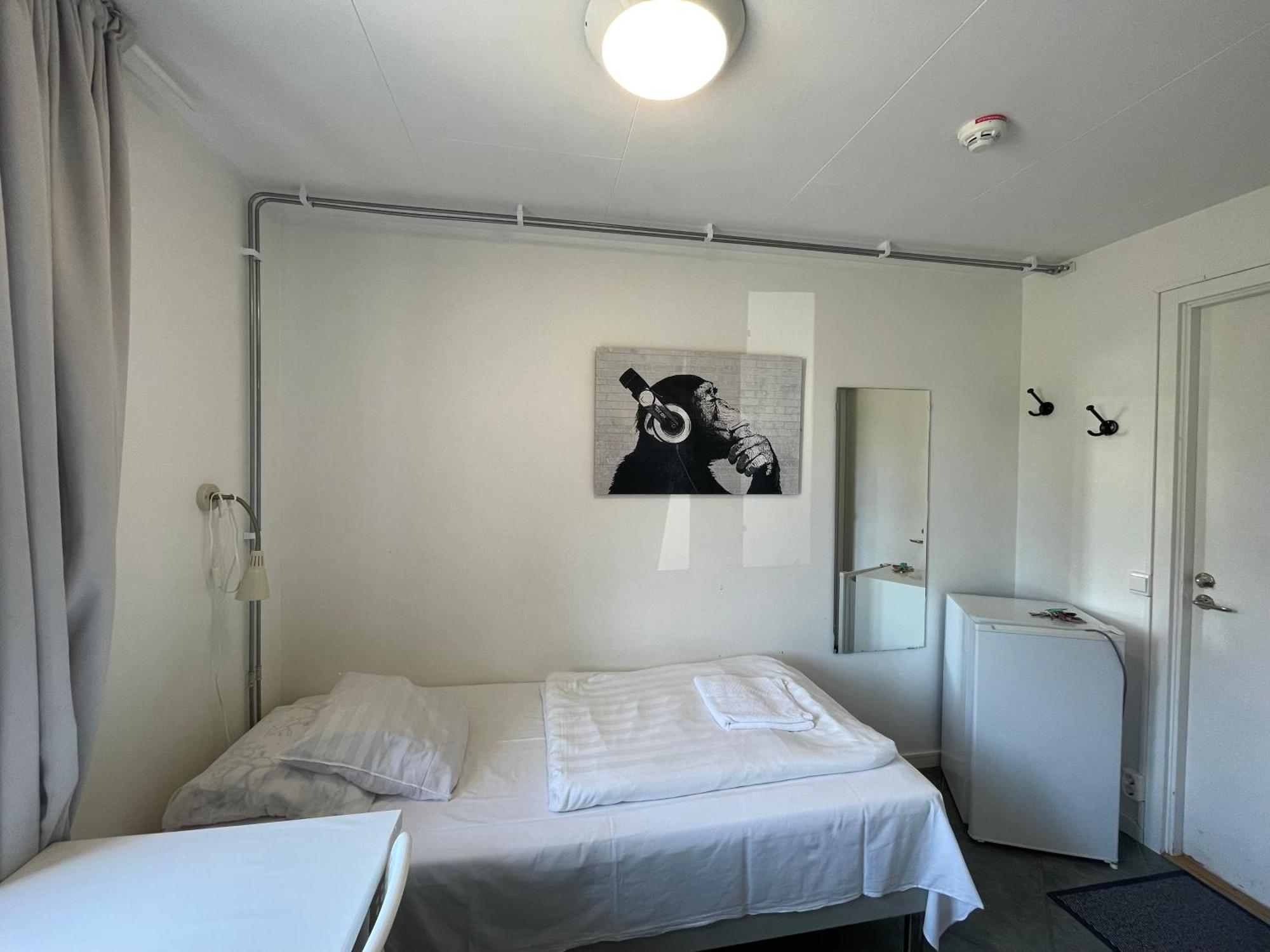 Turistgarden Norrkoeping Hostel Bagian luar foto