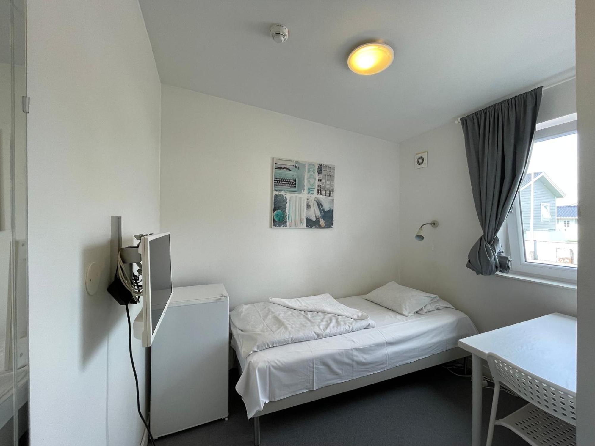 Turistgarden Norrkoeping Hostel Bagian luar foto