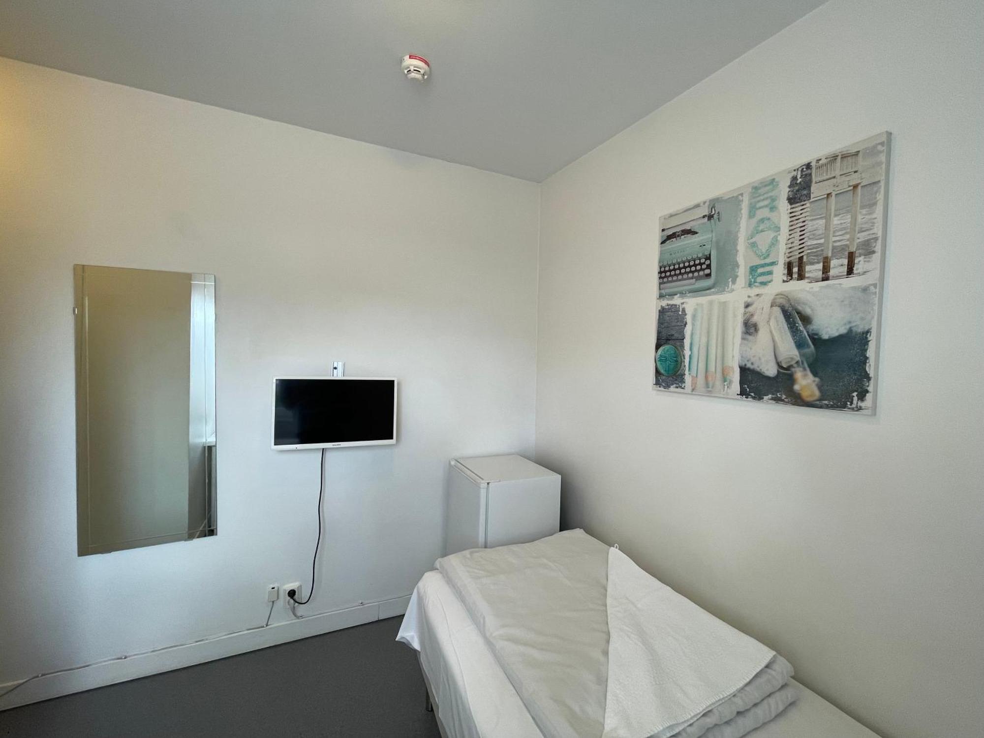 Turistgarden Norrkoeping Hostel Bagian luar foto