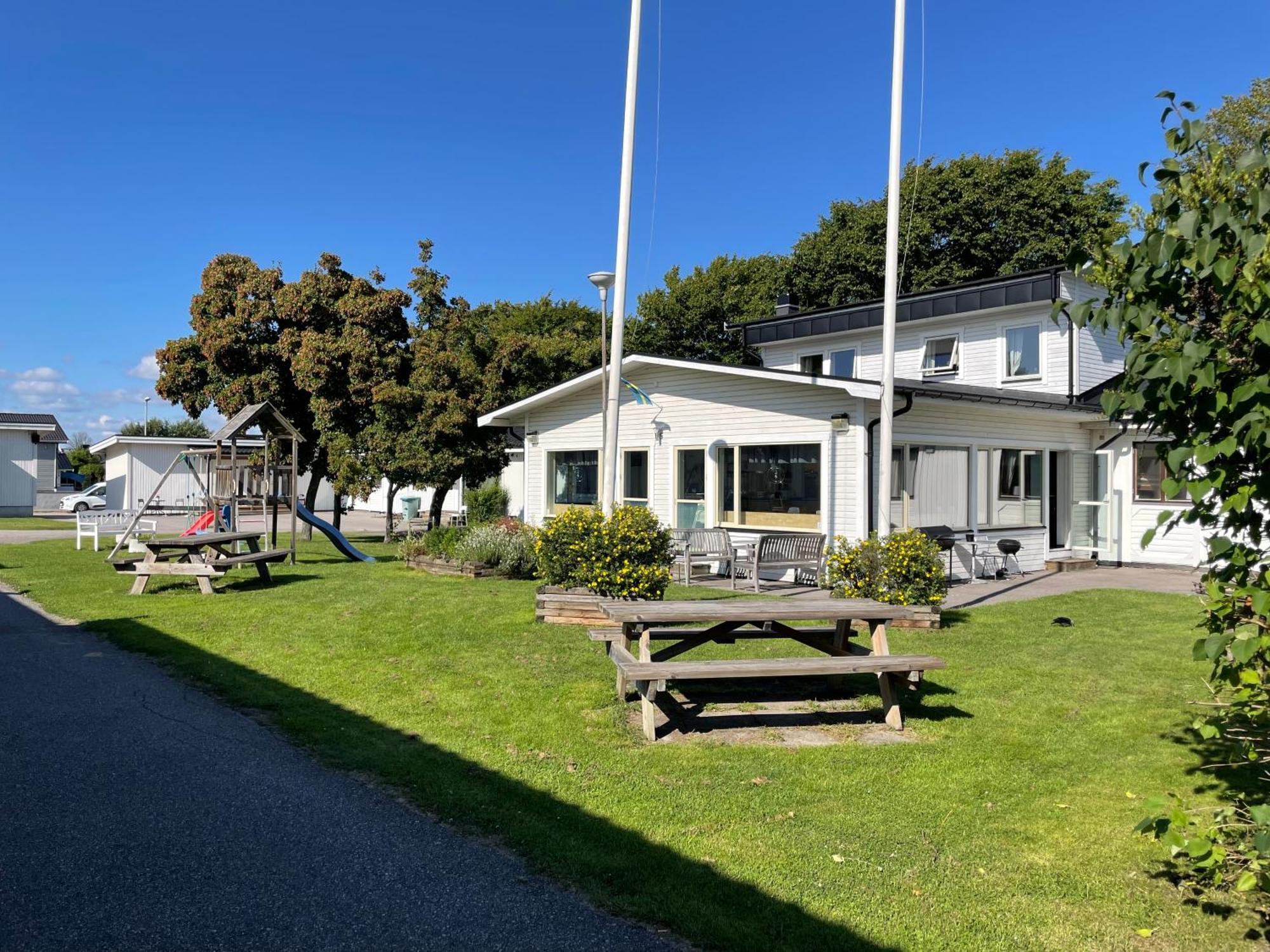 Turistgarden Norrkoeping Hostel Bagian luar foto